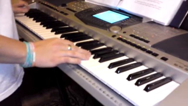Yamaha PSR 2000 Hej tam od tater a si moja milá смотреть онлайн
