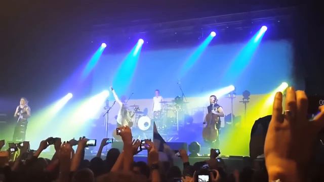 Apocalyptica сыграла гимн Украины / Apocalyptica played the national anthem of Ukraine смотреть онлайн
