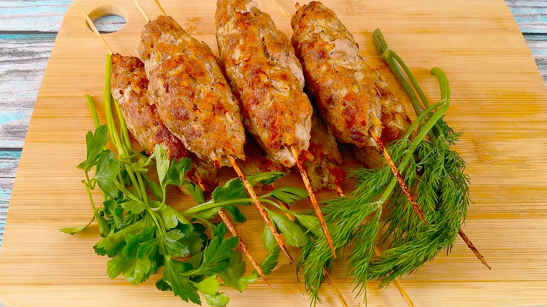 Сочный люля-кебаб из свинины в духовке. Получается не хуже, чем на мангале смотреть онлайн