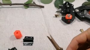 Обзор работы прививочного секатора для прививок плодовых деревьев