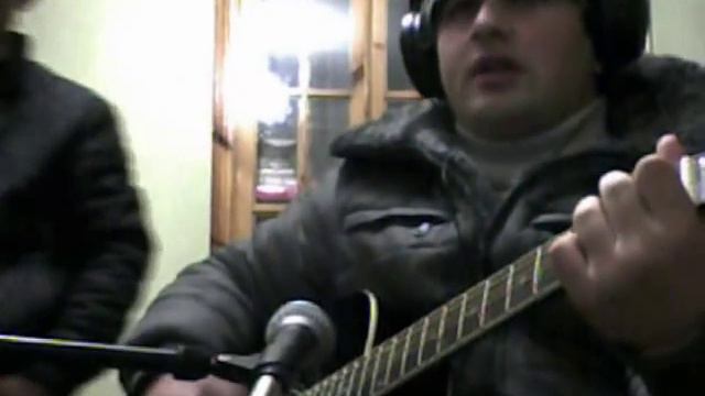 ДАГ поет на гитаре смотреть онлайн