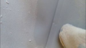 Как быстро заклеить дырку на велюровом покрытии в надувной кровати