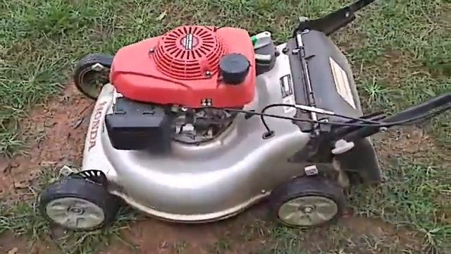 HONDA GCV 160 PUSH MOWER! First start in 3 months! смотреть онлайн