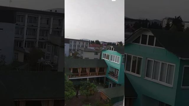 Студия на ул Гвардейская, Адлер. Море в. 5 мин. Самый центр Адлера смотреть онлайн