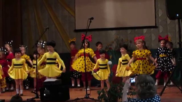 Выгоничская детская школа искусств (8 марта 2014г РДК ВЫГОНИЧСКОГО Р-НА) смотреть онлайн