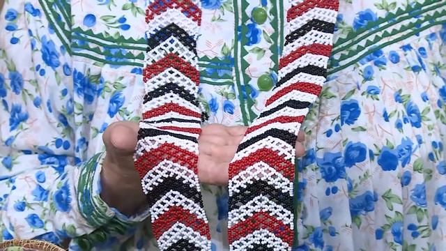 «Приходите в мой дом». Об истории национального костюма манси и творчестве Светланы Динисламовой смотреть онлайн