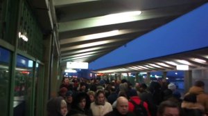 Вход в час-пик на станцию «Выхино» и типичный «Эффект Выхино»
