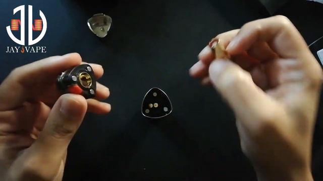 R40 Pod Mod AIO by Wismec, Small in Size, HUGE in Performance, You'll Love it!! смотреть онлайн