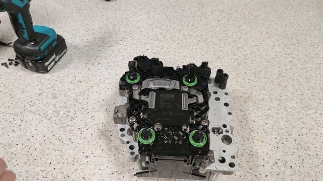 Mechatronika DSG DQ381 DQ500 VW Skoda Audi Seat demontaż montaż komputera naprawa regeneracja смотреть онлайн
