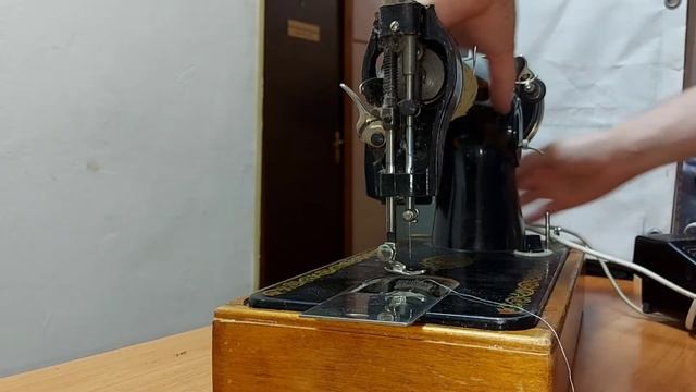 Ремонт натяжителя нити старой швейной машинки (ПМЗ), подробное описание смотреть онлайн