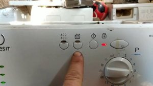 стираем на программе 5 на стиральной машине Indesit.