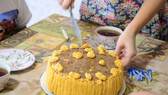 У Лехи на дне рождении смотреть онлайн