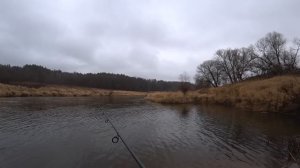 ЩУКА НА ПОПЛАВОК В ПРОВОДКУ. Ловля щуки на ПОПЛАВОК поздней осенью!