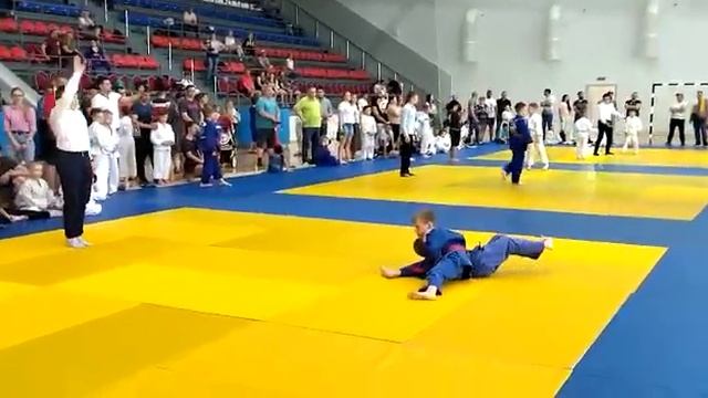 Техничный бросок через бедро. смотреть онлайн