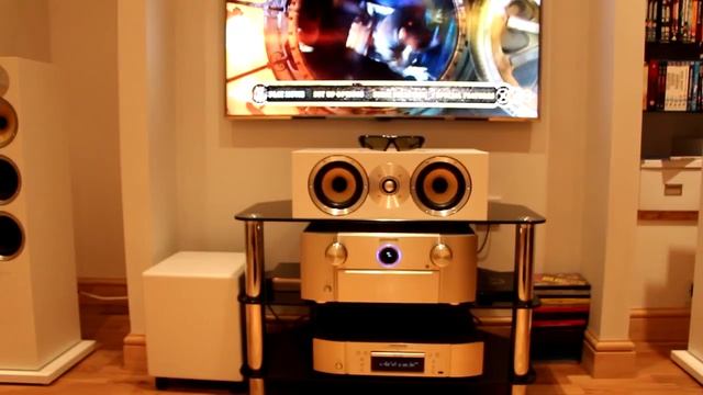 Marantz UD5005 Blu Ray Player1 смотреть онлайн