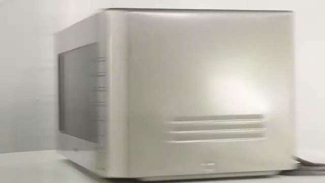 НИКС Компьютерный Супермаркет представляет видео: Микроволновая печь SAMSUNG GE88SUT / BW #1 смотреть онлайн