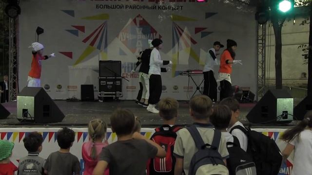 18 Хип Хоп студия «Шейк -- битс» — Эстрадный танец. Даниловский. 08/06/2013 смотреть онлайн