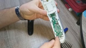 Что Внутри Машинки для Стрижки PHILIPS QC 5130 ? Делай Сам