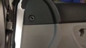 Kia cerato 2007,как разобрать переднюю дверь,снять карточку двери,как легко вытащить,заменить стекл