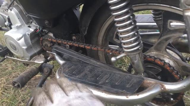 КАК ПОМЕНЯТЬ ЗАДНЮЮ ЗВЕЗДУ НА МОПЕДЕ АЛЬФА смотреть онлайн