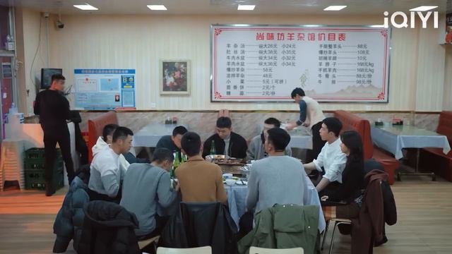 CEO ปลดปล่อยความปรารถนาในห้องน้ำ แต่ซินเดอเรลล่าอยู่นอกประตู!