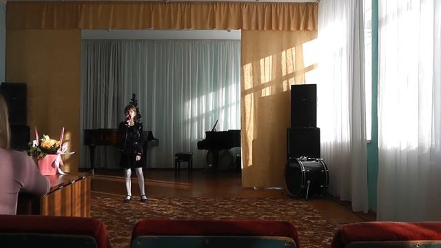 "Зимняя сказка" А. Пинегин исполняет Игнатенко Полина смотреть онлайн