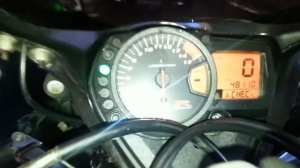 How to change Miles to Km on GSXR 1000 K5