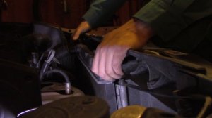 Replacing RADIATOR on Peugeot 307 (1.6)