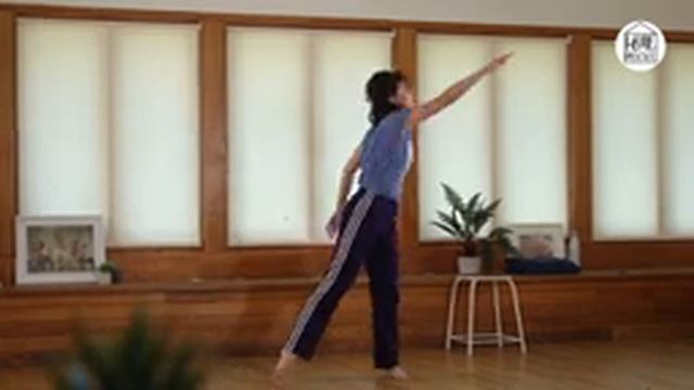 Spontaneity - Home Practice (Online Contemporary Dance Class with Stopgap Dance Company) смотреть онлайн