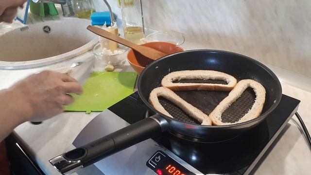 Гренки ,,Карантин" смотреть онлайн