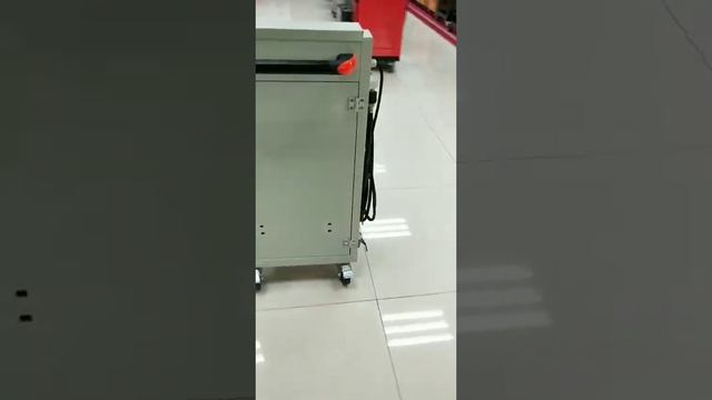 刹车系统智能换油机DB-500XD四个分泵同时换油 外观展示