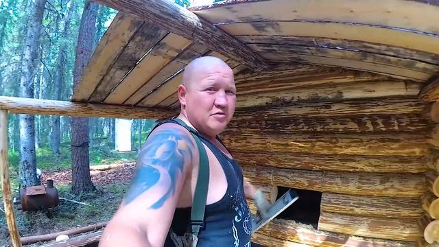 Дверной проём в Таёжную избу. Самоизоляция в Тайге. смотреть онлайн
