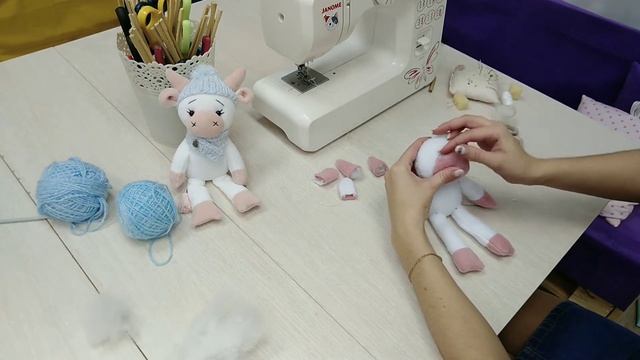 Шьем КОРОВУ/БЫКА из флиса. Выкройка. смотреть онлайн
