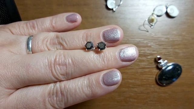 НУУМИТ, СМИТСОНИТ, ГЛАЗ ШИВЫ,ЧЁРНЫЙ ЗВЕЗДЧАТЫЙ САПФИР, СКОЛЕЦИТ,ДРУЗА АМЕТИСТ смотреть онлайн