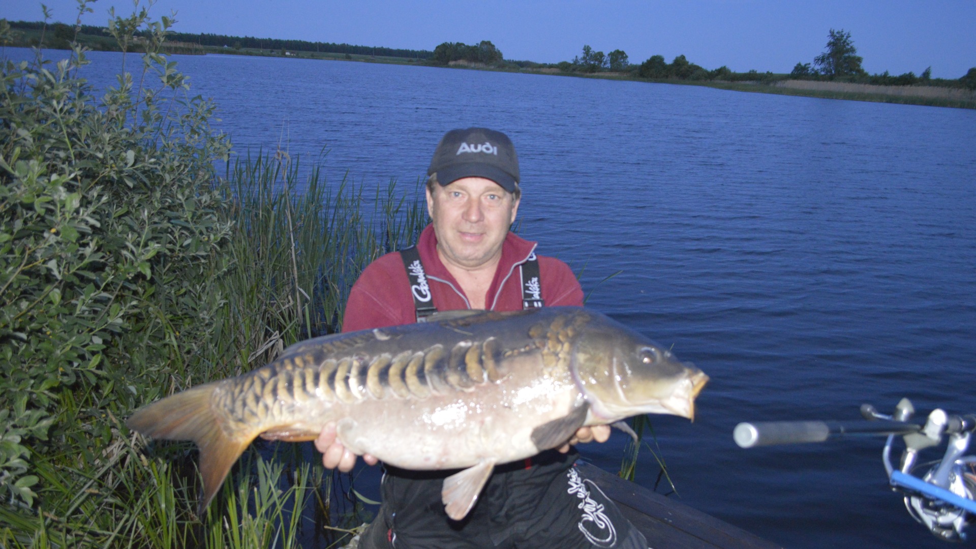 Ловля карпа в мае на озере Красивое смотреть онлайн