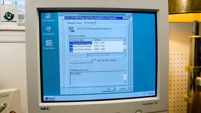 This 1996 PC Was Obsolete Before You Got It Home: AST Advantage 622 смотреть онлайн