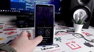 Как добавить время и погоду на главный экран телефона