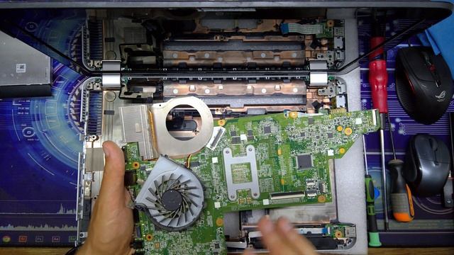 Почему Ваш ноутбук тормозит и перегревается =) смотреть онлайн