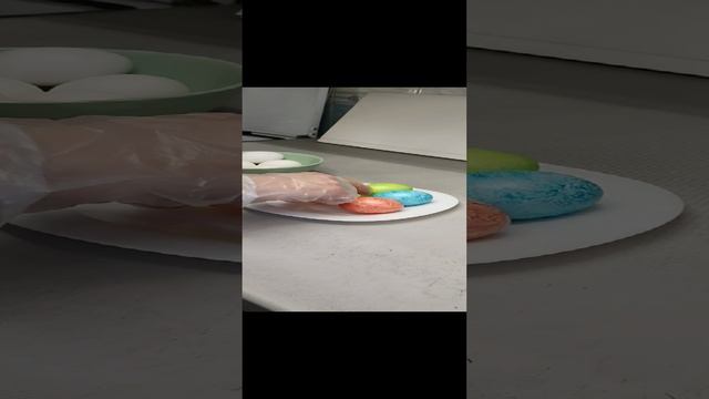 Красим яйца красиво и легко