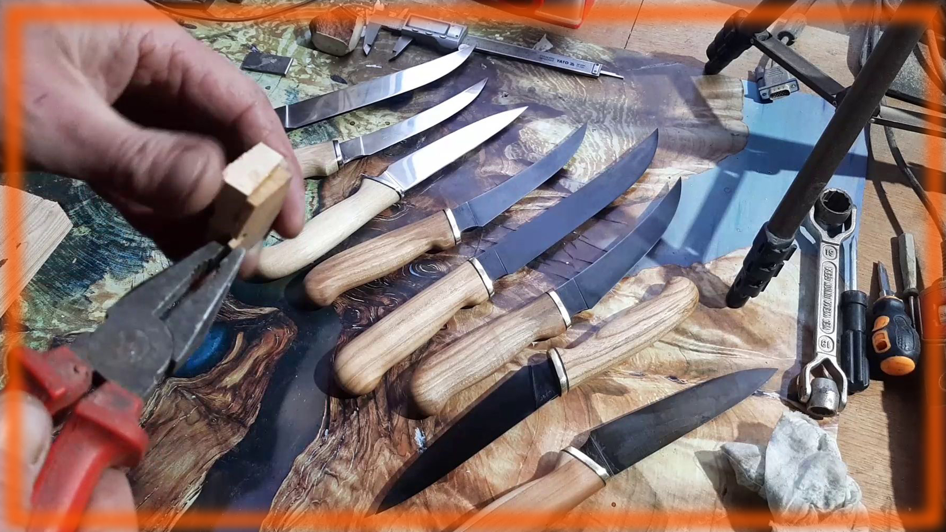 Кухонные ножи из разных сталей Часть 3 смотреть онлайн