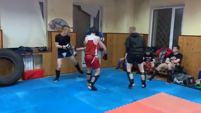 ИМА ЛИАНОЗОВО ТАЙСКИЙ БОКС, БОКС, КИКБОКСИНГ(1) смотреть онлайн
