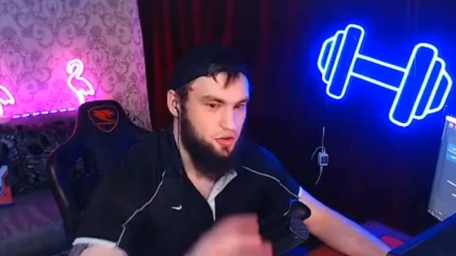 вышел кент на скамейку влад гантеля смотреть онлайн