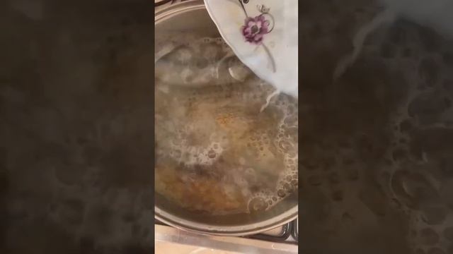 Как очистить нагар со сковороды смотреть онлайн