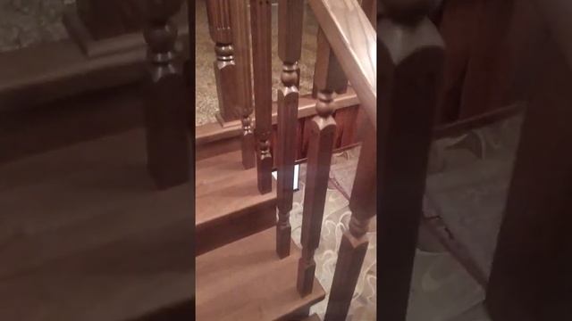Лестница из ясеня в очень маленький проем. смотреть онлайн