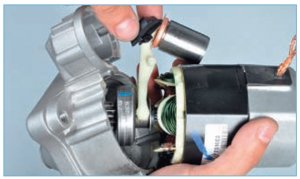 Стартер Рено Сандеро 16кл. Ремонт втягивающего реле.