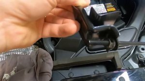 Nissan X-Trail T32 Battery Change aka Rogue