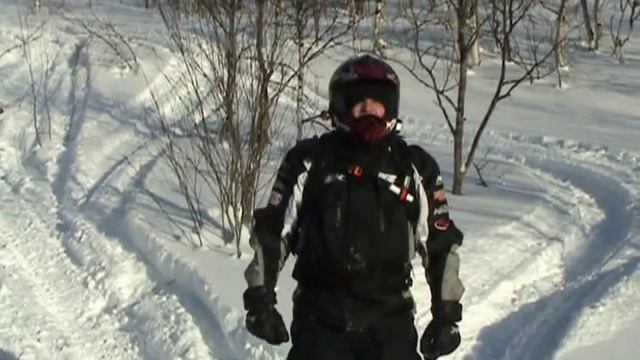 Снегоходы в горах Урала смотреть онлайн