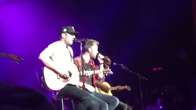 Sam Hunt Sings Reba's "Fancy" With Charles Kelley смотреть онлайн