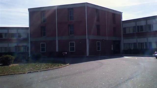 Haunted Hallways Commercial смотреть онлайн