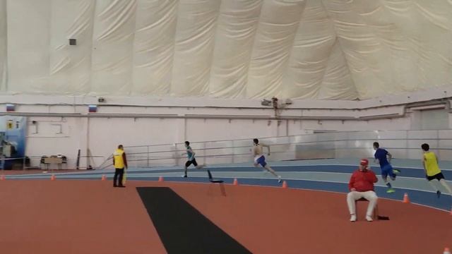 400 м Чемпионат РССС 2019 в помещении. Евгений Малахов 49,87 Михаил Руфов 50,03 смотреть онлайн